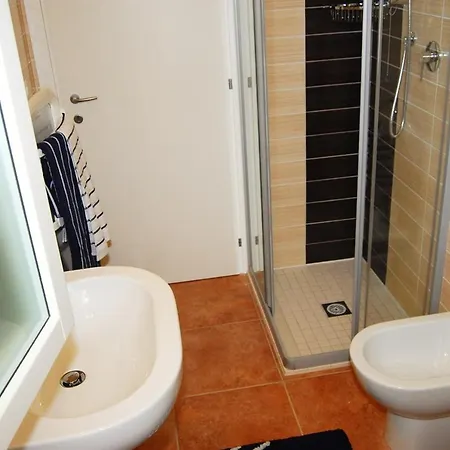 Appartamento Delightful Flat In A Village With Swimming Pool